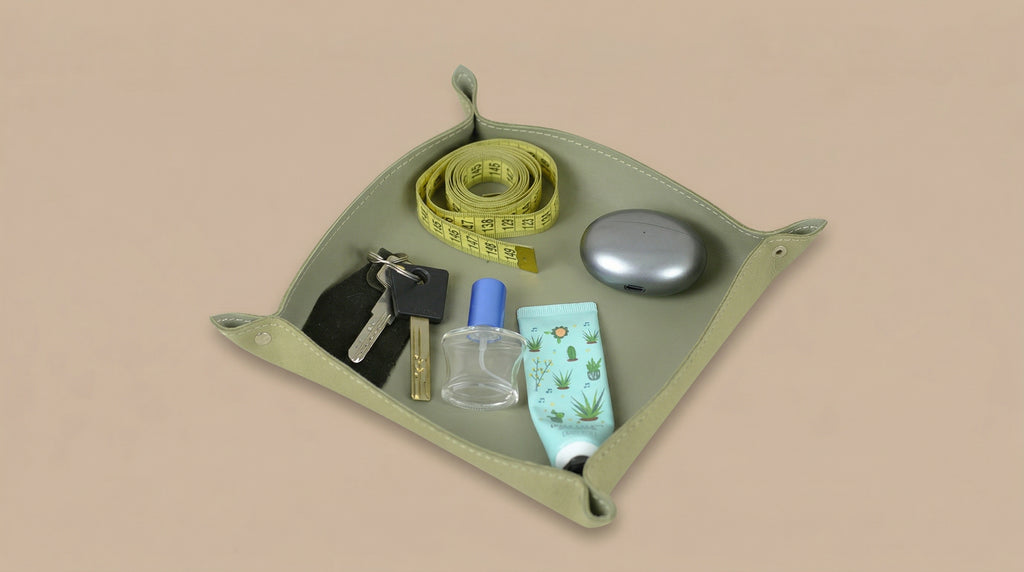 Leather pocket emptyer