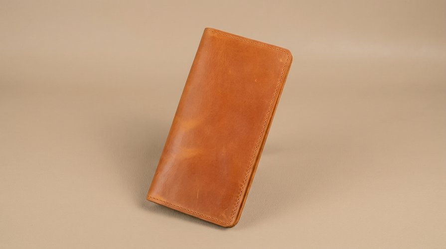 Leather travel wallet