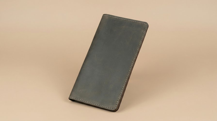 Leather travel wallet
