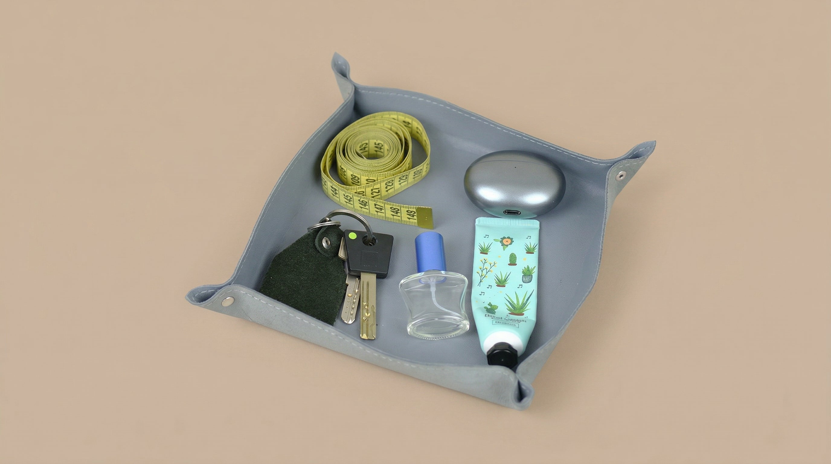 Leather pocket emptyer