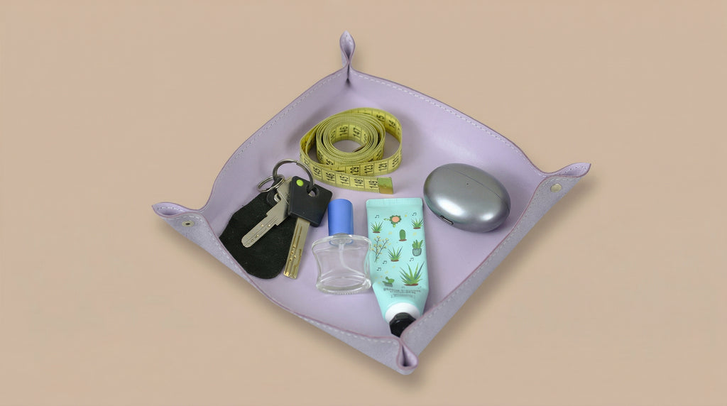 Leather pocket emptyer