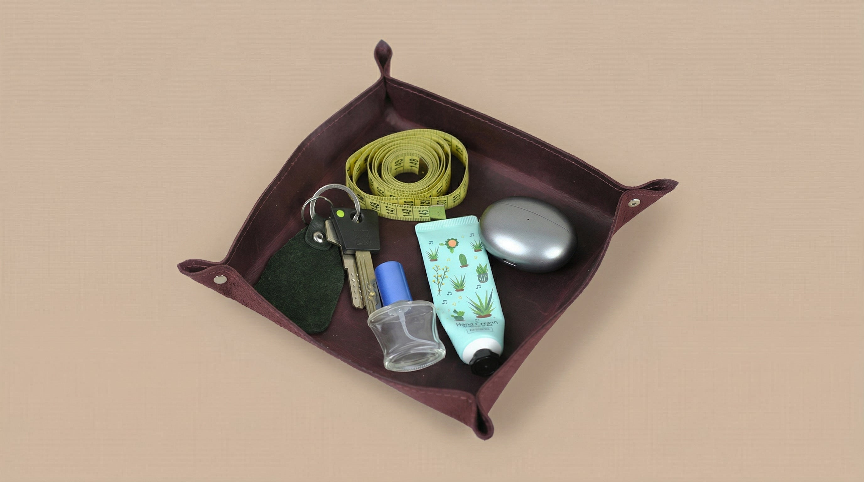 Leather pocket emptyer